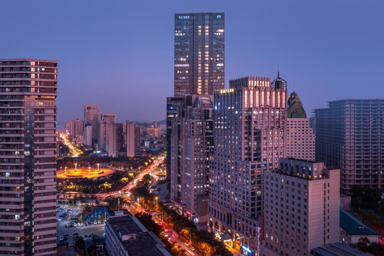 Wuhan Hongguang Hotel Esterno foto