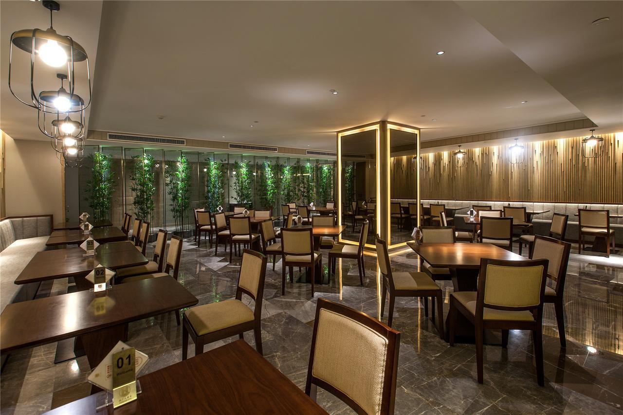 Wuhan Hongguang Hotel Esterno foto